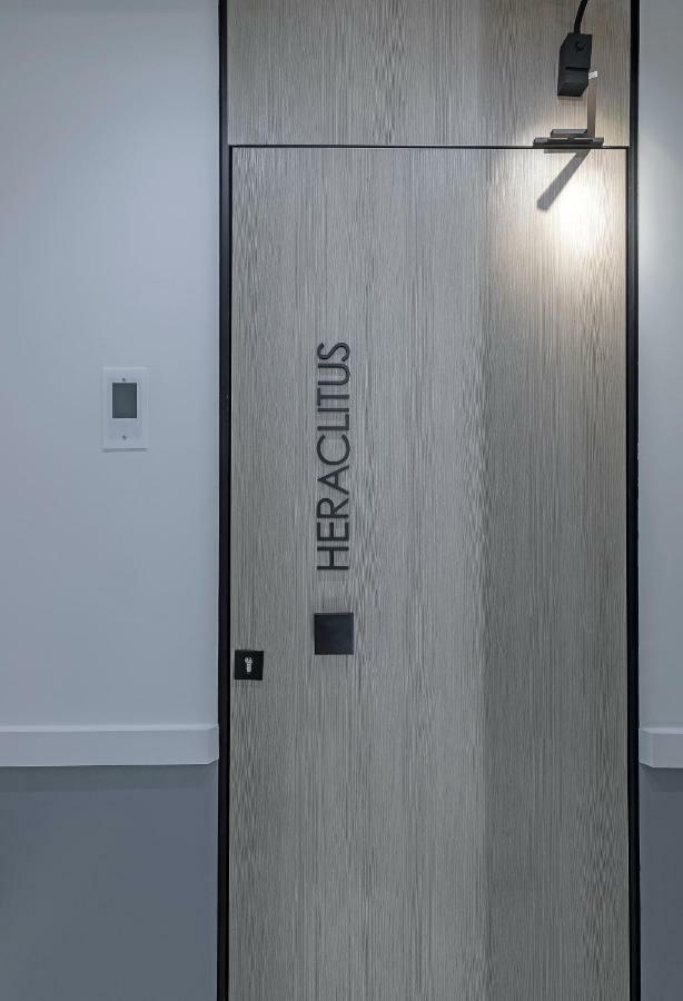 Philosofia Athens Suites Ngoại thất bức ảnh